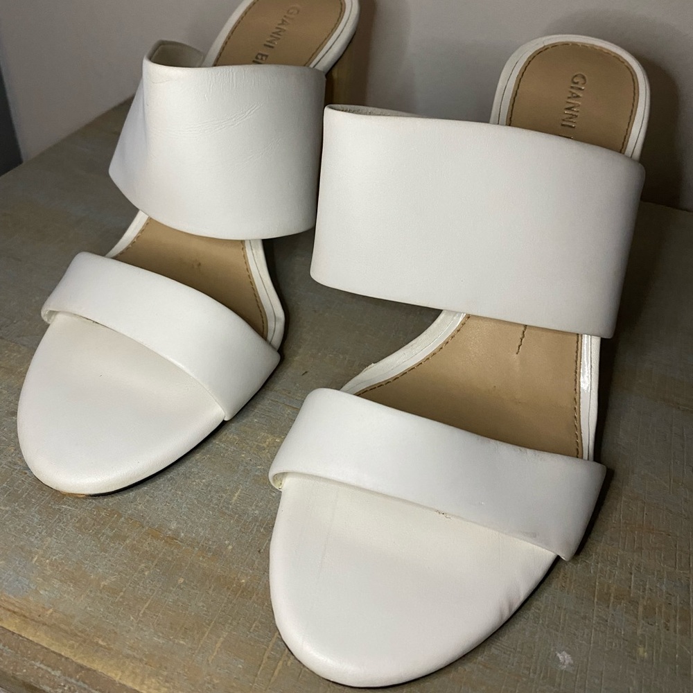 Gianni Bini block heels 9.5